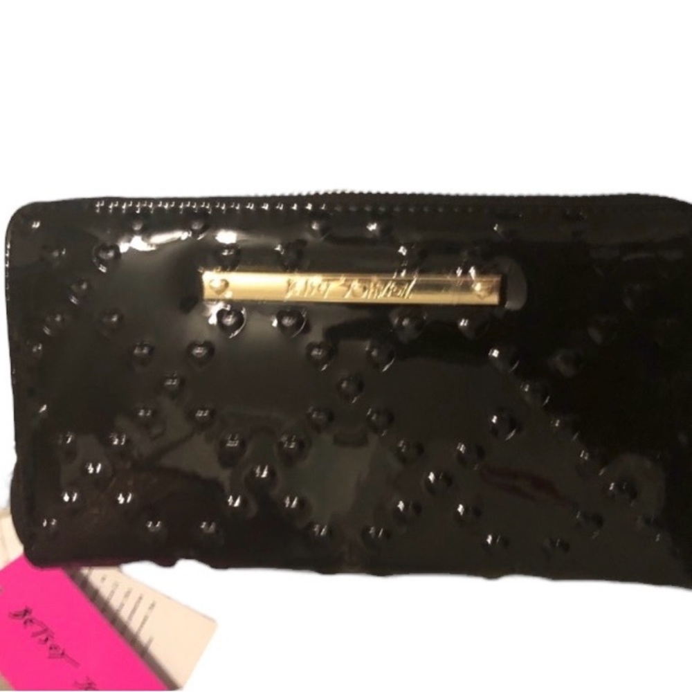 BETSEY JOHNSON Wallet of Hearts